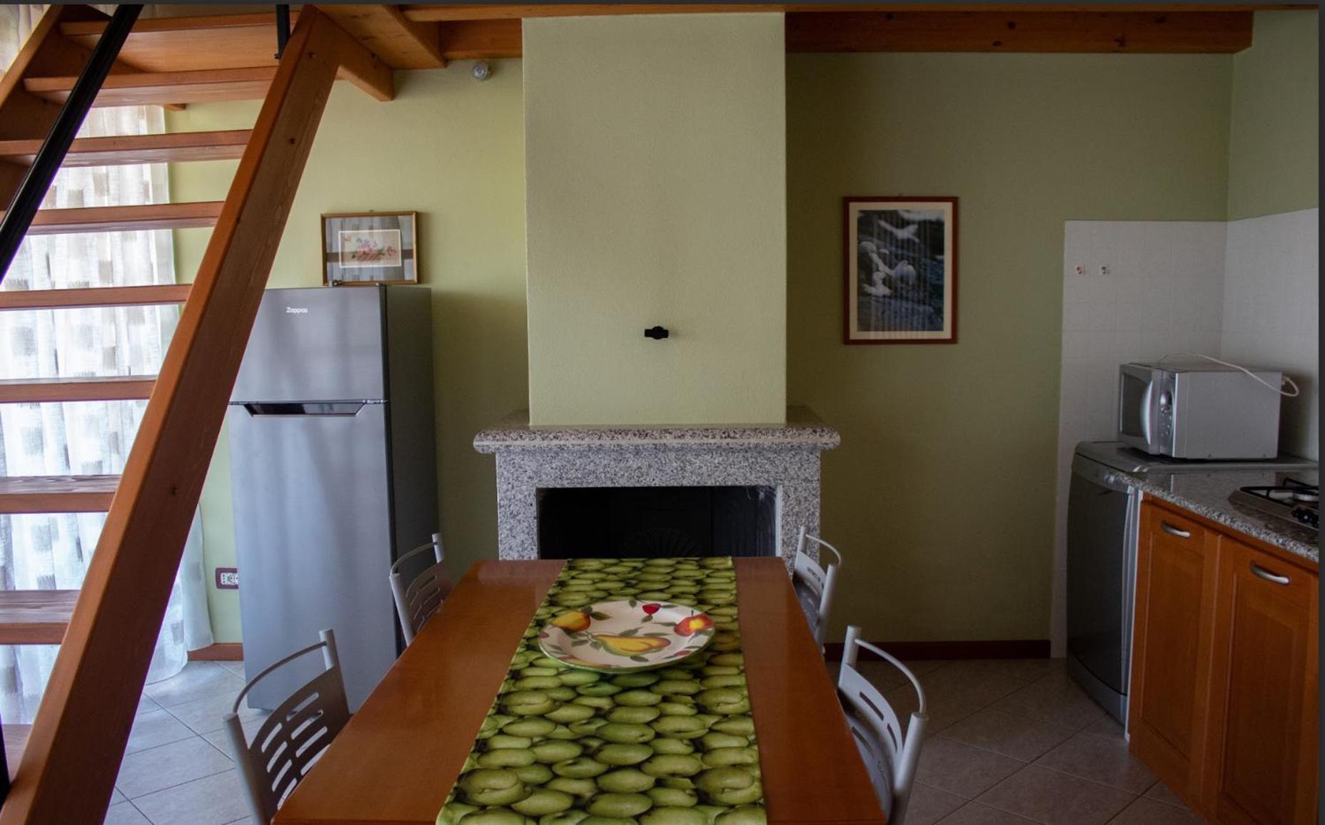 Casale El Galet Apartment Moniga del Garda Bagian luar foto