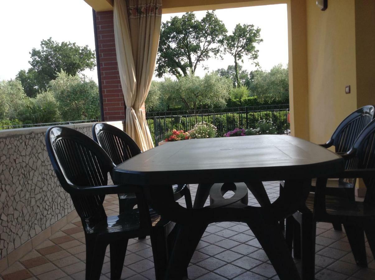 Casale El Galet Apartment Moniga del Garda Bagian luar foto