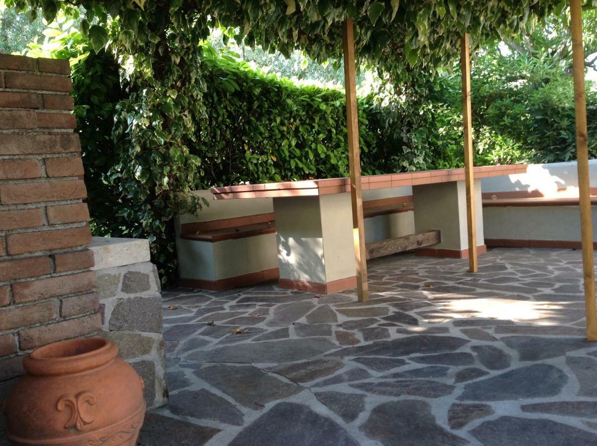 Casale El Galet Apartment Moniga del Garda Bagian luar foto