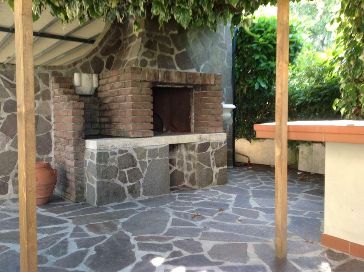 Casale El Galet Apartment Moniga del Garda Bagian luar foto